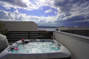 Sobol Apartments 'Navis' with private jacuzzi
